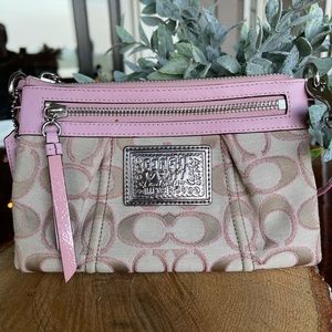 Coach Poppy wristlet